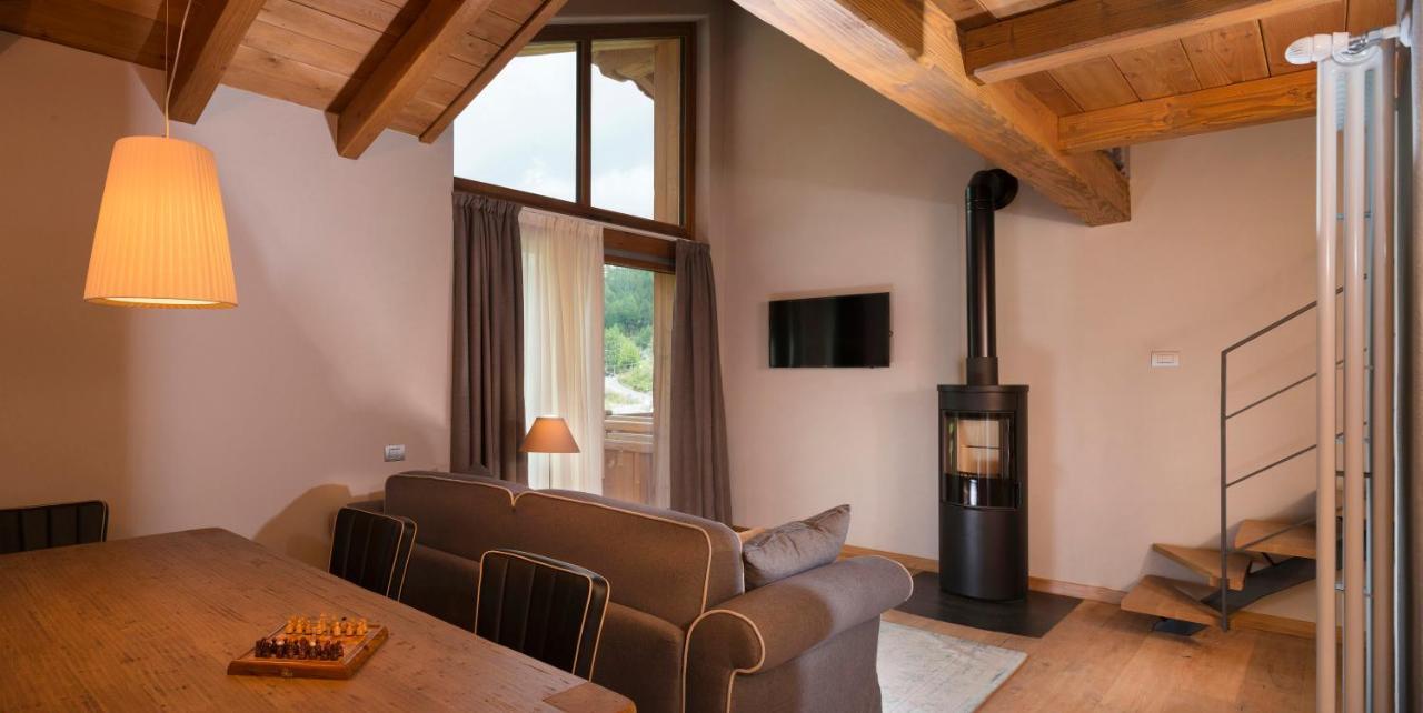 3 Chalets Aparthotel Breuil-Cervinia Kültér fotó